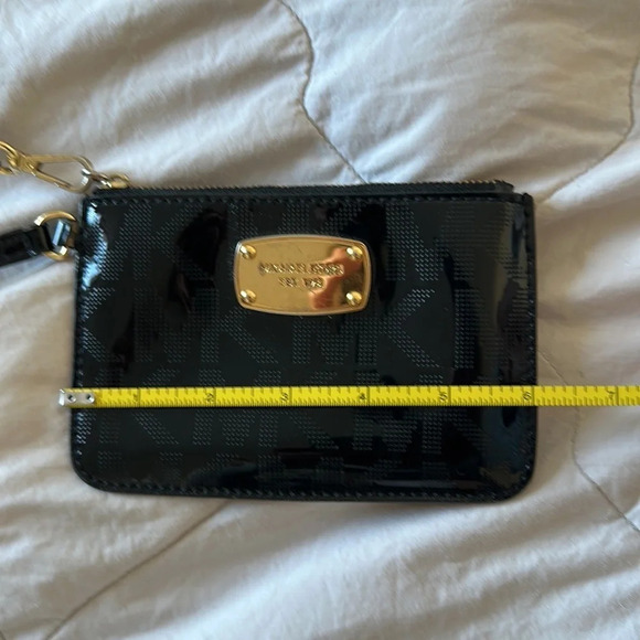 Michael Kors Patent Leather Wristlet - Picture 7 of 8